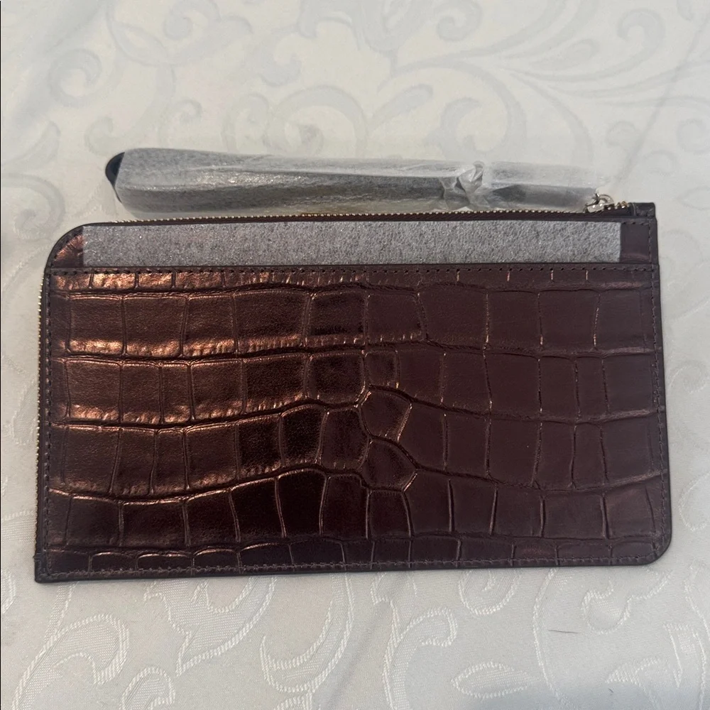 ♠️Kate spade Lucy Croc Embossed Medium L-Zip Wristlet